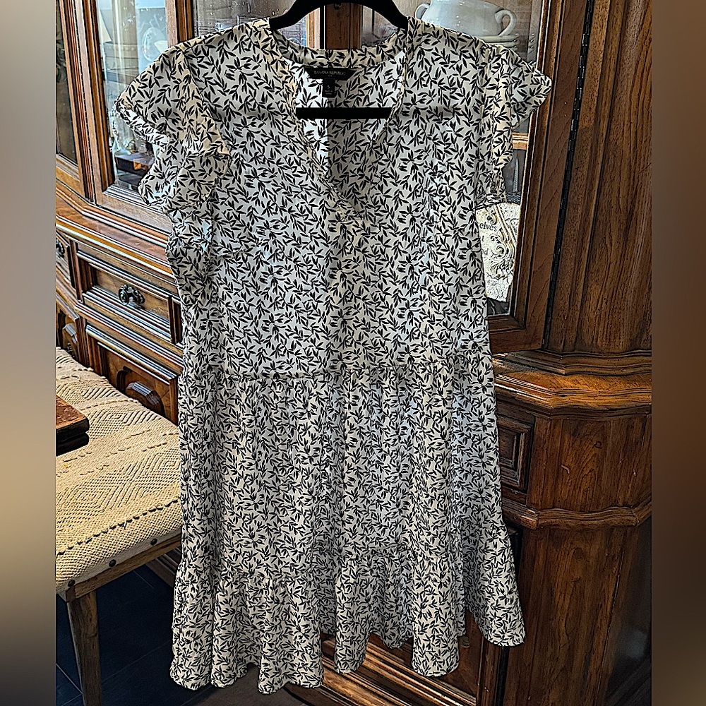 Banana Republic summer dress size small